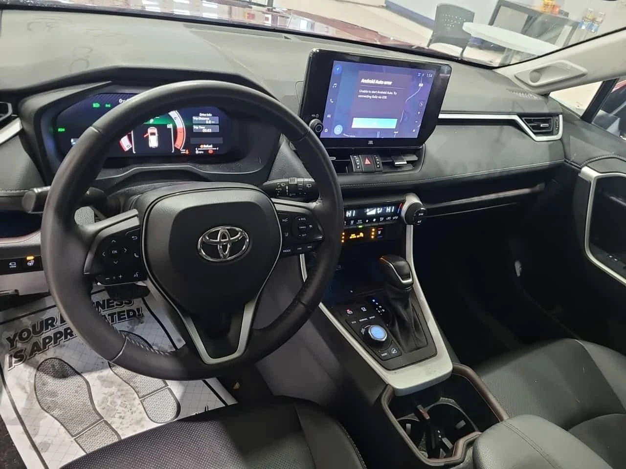 Toyota Rav4 LIMITED| ОБДУХВАНЕ| 360 КАМЕРИ| PANORAMA| 2 КЛЮЧА|, снимка 11 - Автомобили и джипове - 54108011