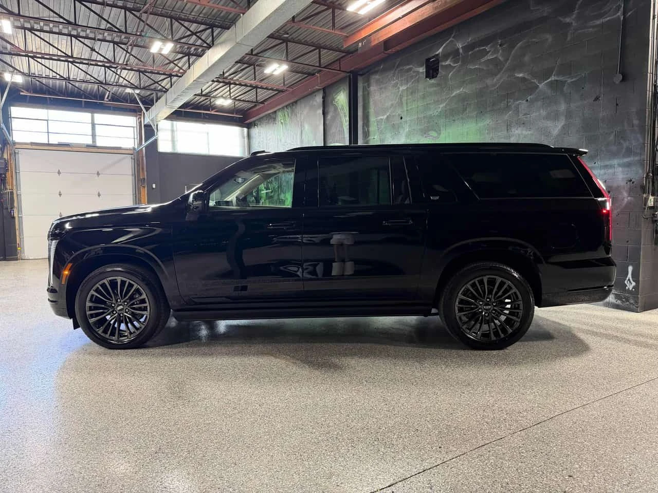 Cadillac Escalade * 4WD Platinum Sport * , снимка 2 - Автомобили и джипове - 54945024