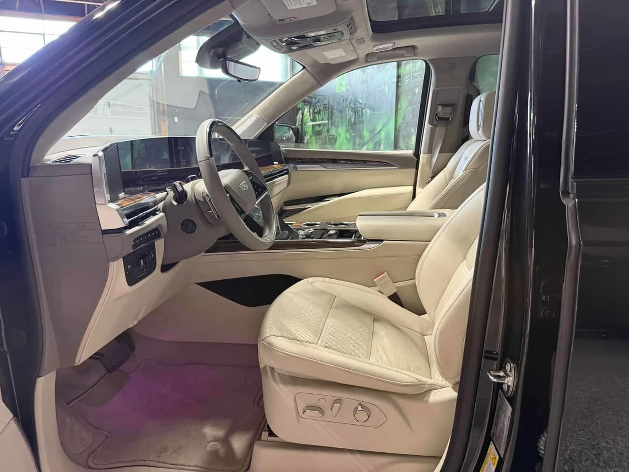 Cadillac Escalade * 4WD Platinum Sport * , снимка 5 - Автомобили и джипове - 54945024
