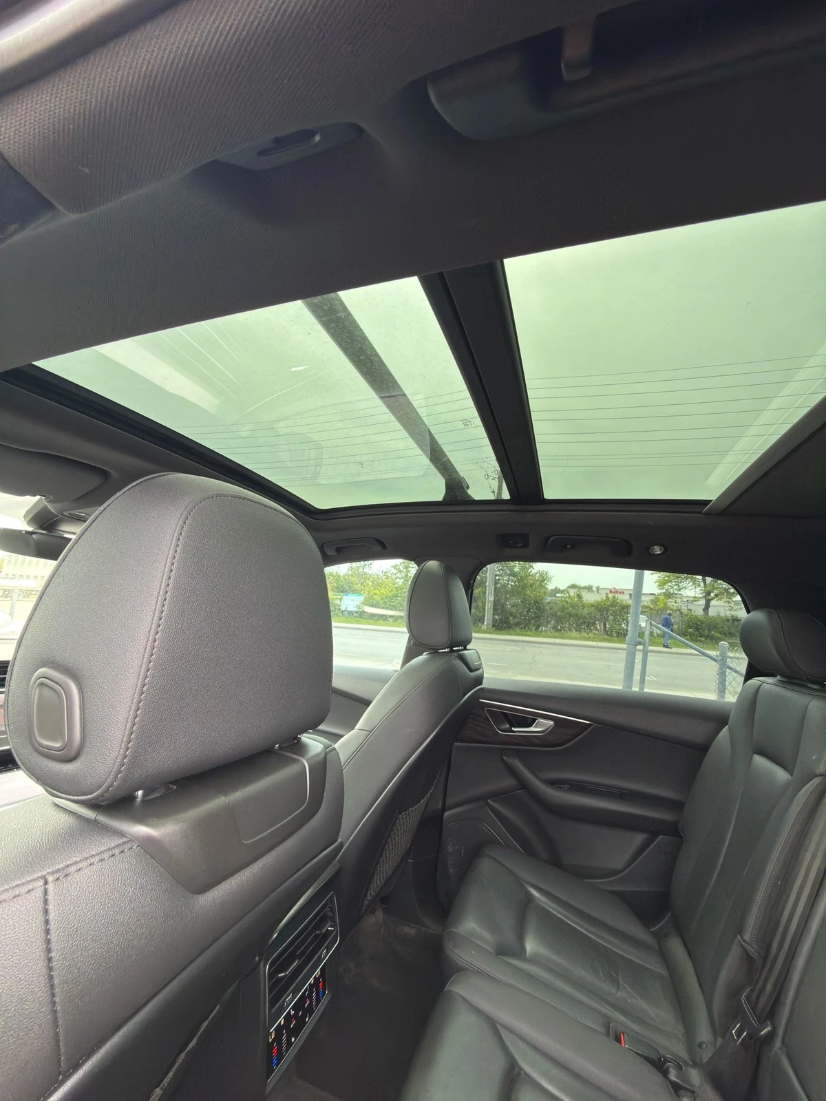 Audi Q7 55 TFSI quattro Progressiv S line| Panorama| 360Ca, снимка 13 - Автомобили и джипове - 55153936