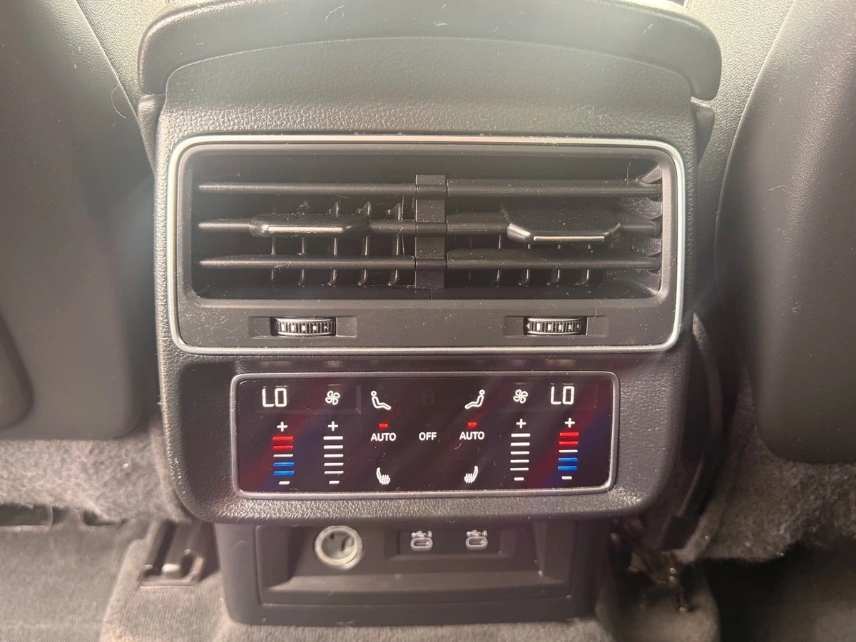 Audi Q7 55 TFSI quattro Progressiv S line| Panorama| 360Ca, снимка 11 - Автомобили и джипове - 55153936