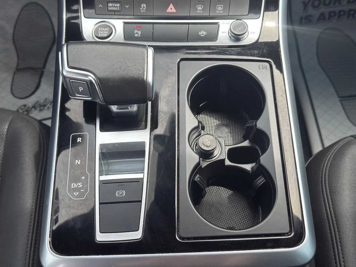 Audi Q7 55 TFSI quattro Progressiv S line| Panorama| 360Ca, снимка 14 - Автомобили и джипове - 55153936
