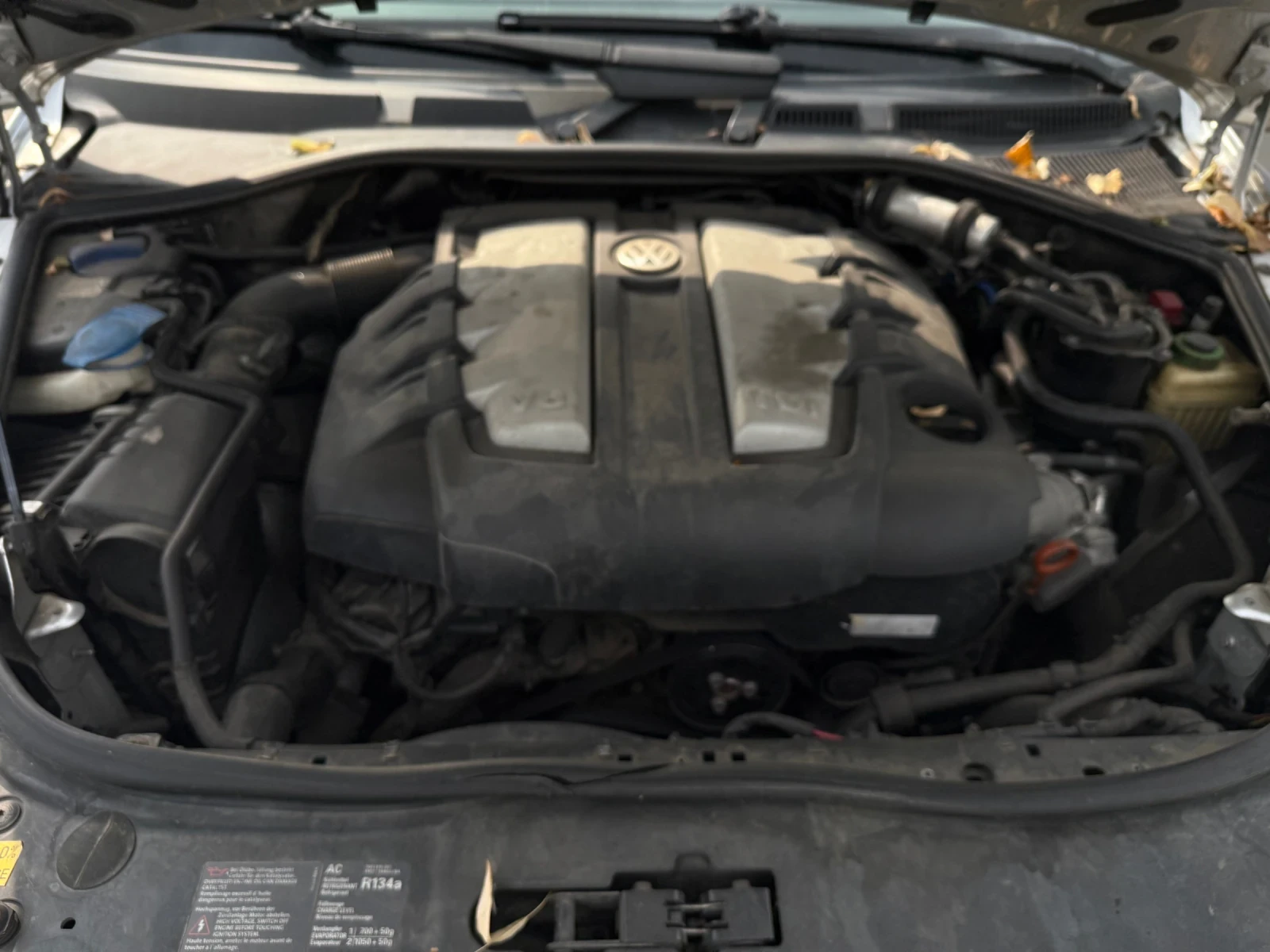 VW Touareg, снимка 12 - Автомобили и джипове - 55966963