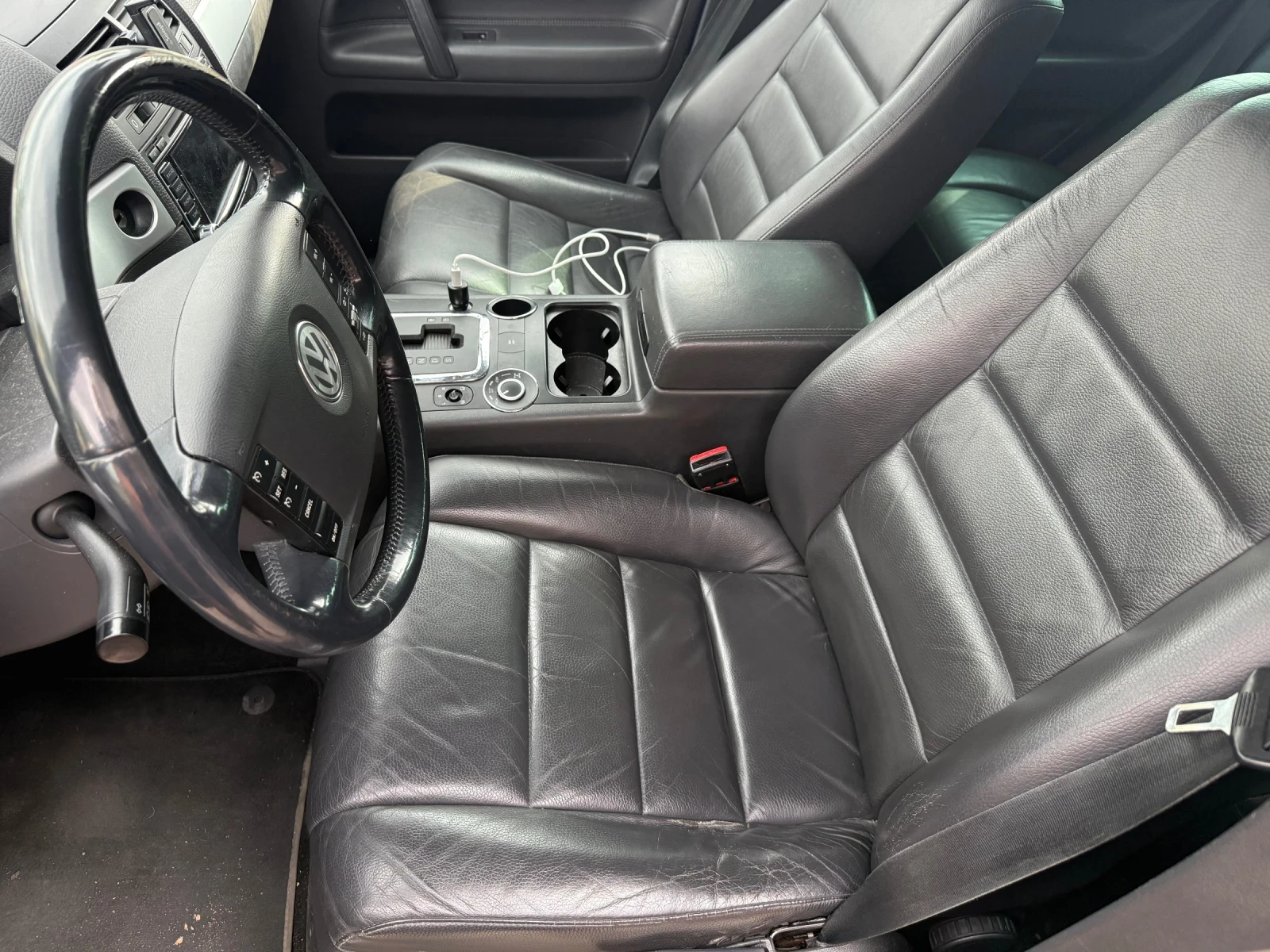 VW Touareg, снимка 10 - Автомобили и джипове - 55966963