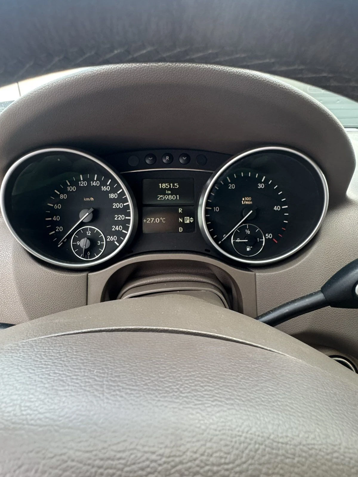 Mercedes-Benz ML 320, снимка 12 - Автомобили и джипове - 56167369