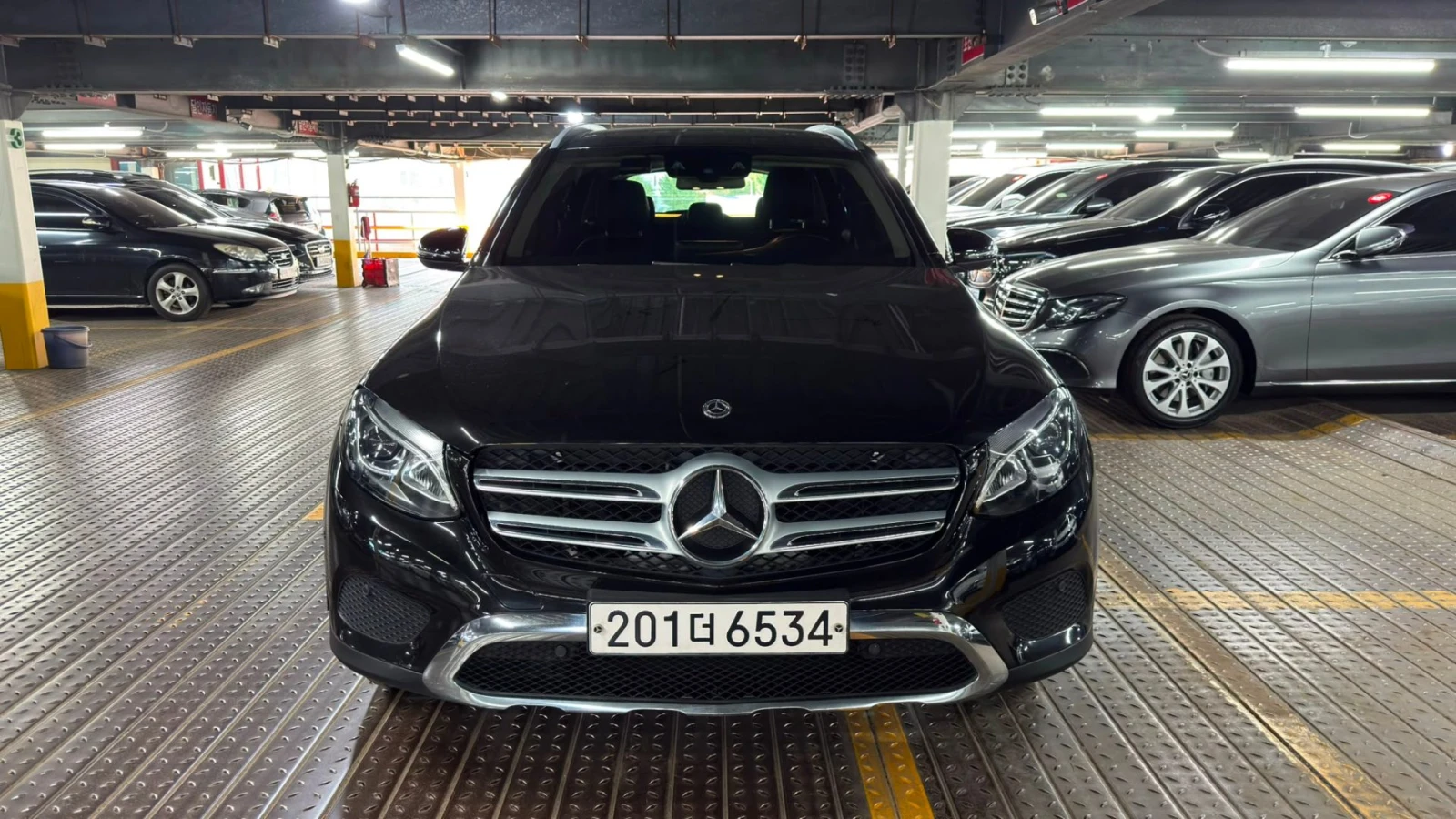 Mercedes-Benz GLC 220 220 d 4Matic   2017, снимка 4 - Автомобили и джипове - 56314444