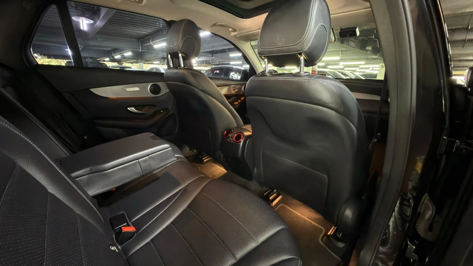 Mercedes-Benz GLC 220 220 d 4Matic   2017, снимка 14 - Автомобили и джипове - 56314444