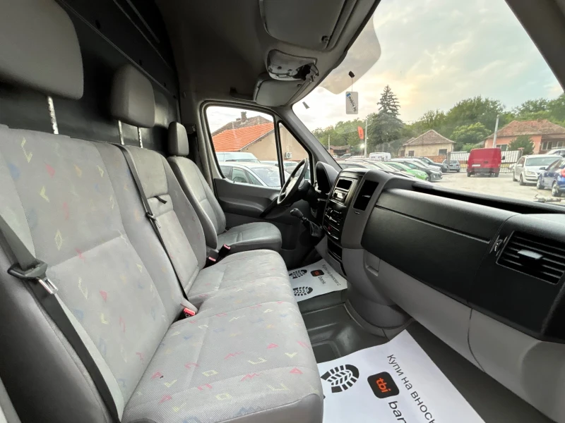 VW Crafter 2.5TDI ЛИЗИНГ, снимка 11 - Бусове и автобуси - 51471110