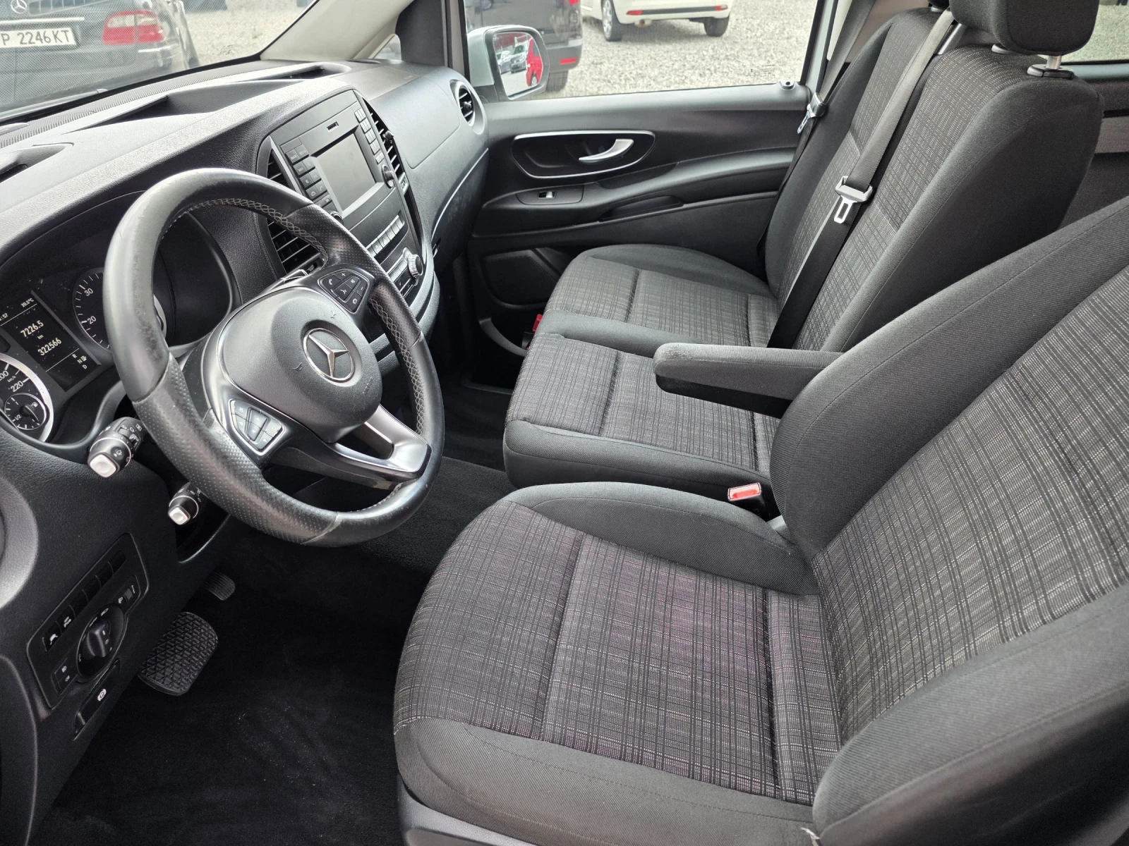 Mercedes-Benz Vito 2.2cdi 163k.c Extra Long 9места, снимка 9 - Бусове и автобуси - 55342976