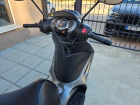 Piaggio Beverly S 300ie, ABS-ASR, 07.2018г., снимка 11