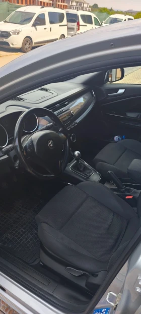 Alfa Romeo Giulietta 1.4 turbo lpg, снимка 15