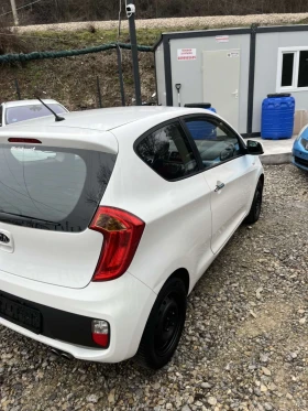 Kia Picanto - 2900 € / 5671.91 лв. - 51744053 3