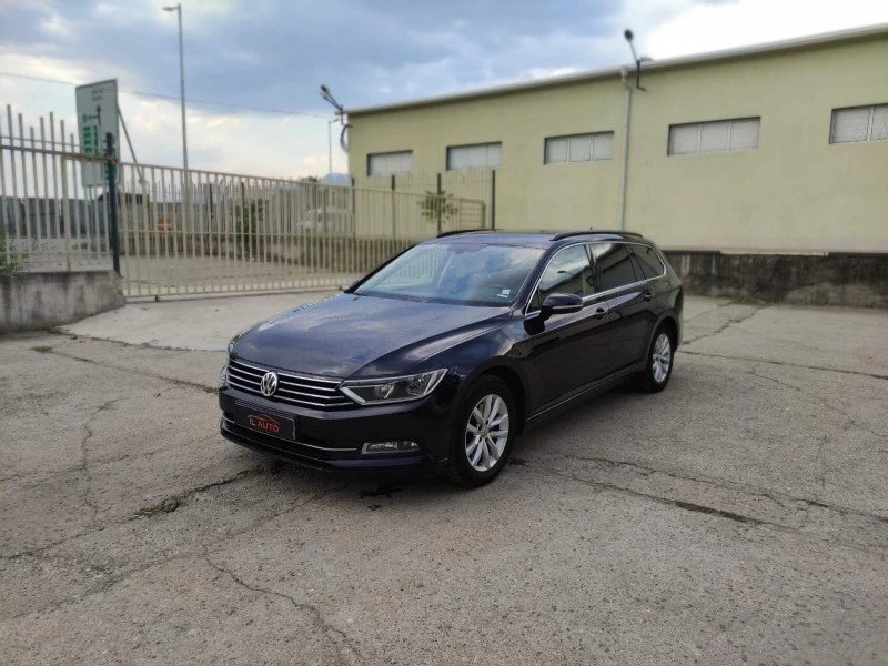 VW Passat 8/2.0 TDI/Дистр/масаж/подгрев/, снимка 2 - Автомобили и джипове - 46552360