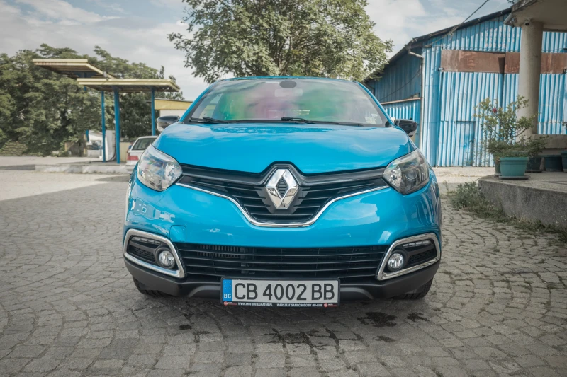 Renault Captur, снимка 6 - Автомобили и джипове - 47174238