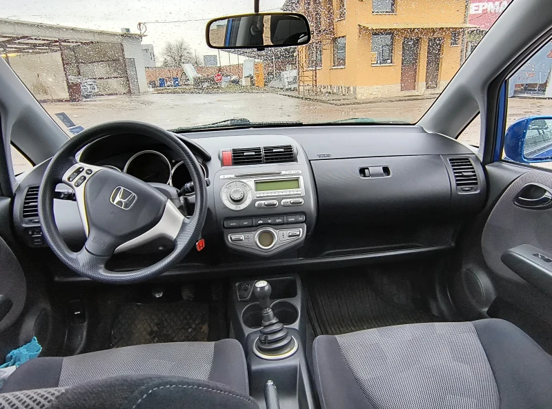 Honda Jazz, снимка 15 - Автомобили и джипове - 48452412