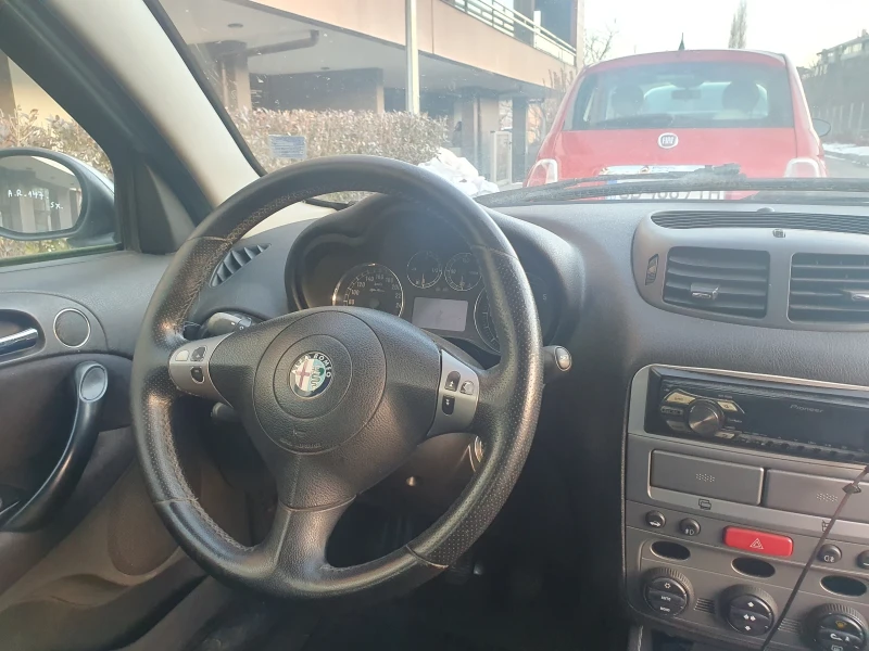 Alfa Romeo 147, снимка 3 - Автомобили и джипове - 48572572