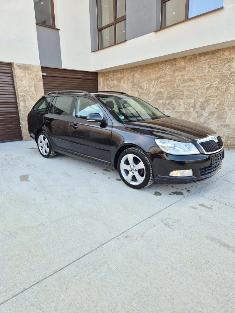 Skoda Octavia 1.4 i Бензин, Фейс лифт, снимка 4 - Автомобили и джипове - 49137657