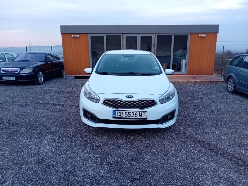 Kia Ceed 1.6 Бензин 135 к.с.Лизинг, снимка 7 - Автомобили и джипове - 52630958