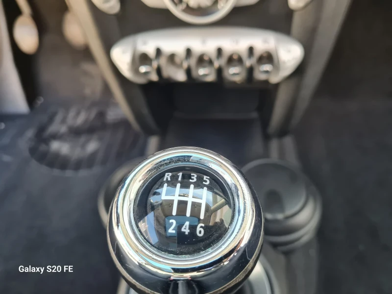 Mini Cooper 1.6I Панорама! Подгрев! Нов Внос!, снимка 12 - Автомобили и джипове - 52851997