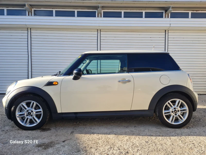 Mini Cooper 1.6I Панорама! Подгрев! Нов Внос!