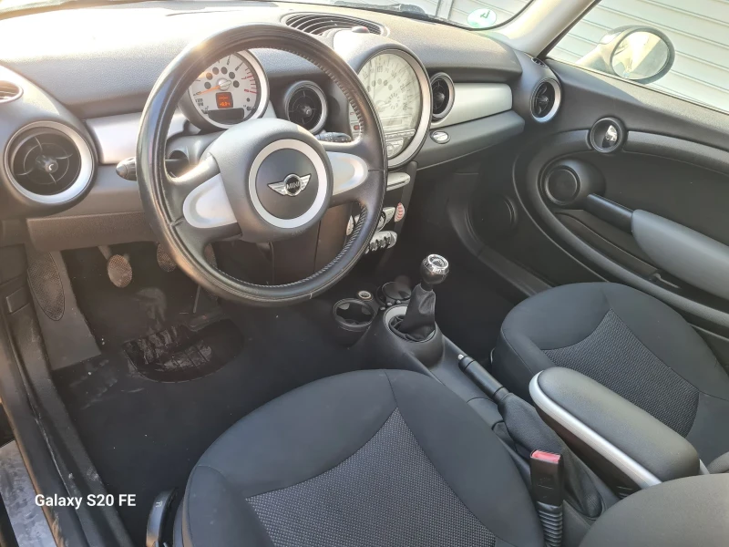 Mini Cooper 1.6I Панорама! Подгрев! Нов Внос!, снимка 8 - Автомобили и джипове - 52851997