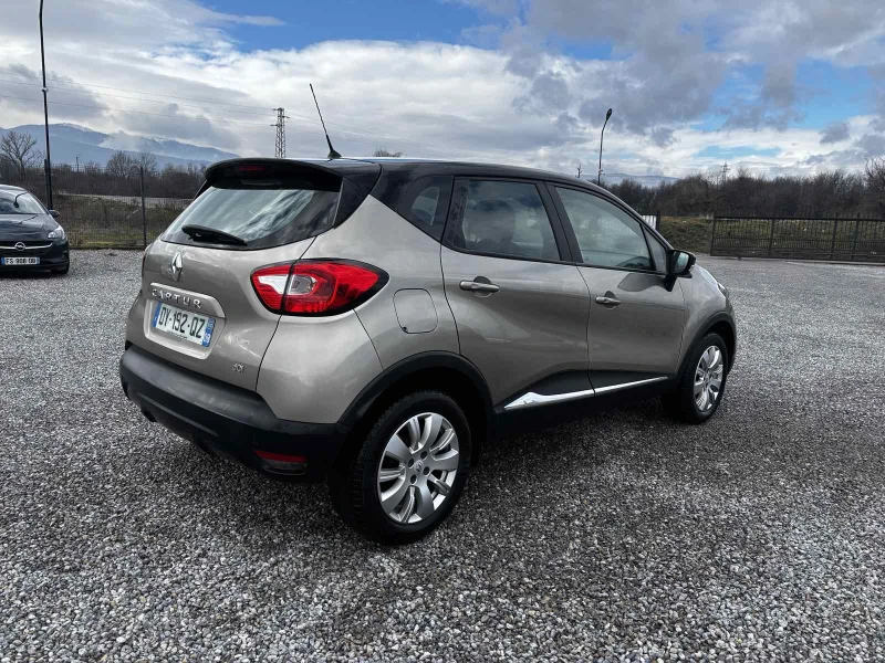 Renault Captur 1.5, Euro 6, Нов внос, снимка 5 - Автомобили и джипове - 53413327
