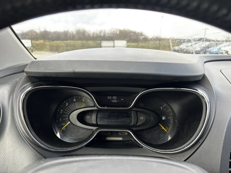 Renault Captur 1.5, Euro 6, Нов внос, снимка 14 - Автомобили и джипове - 53413327