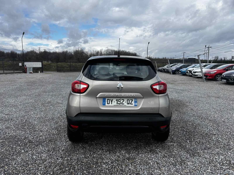 Renault Captur 1.5, Euro 6, Нов внос, снимка 6 - Автомобили и джипове - 53413327