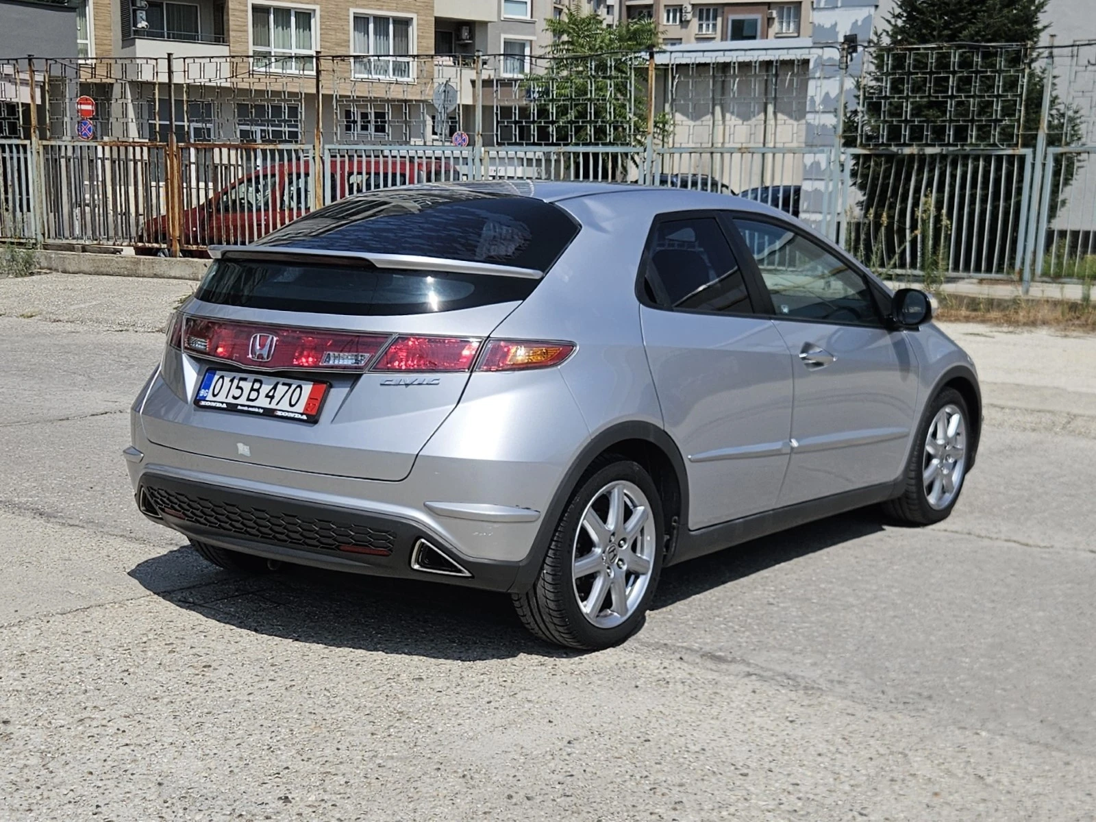 Honda Civic 1.8i-VTEC - изображение 5