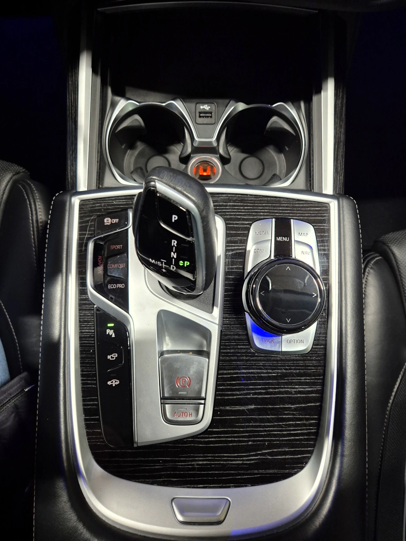 BMW 740 xDrive| Laser| Head Up| Line Assist| Massage| KeyG | Mobile.bg   13