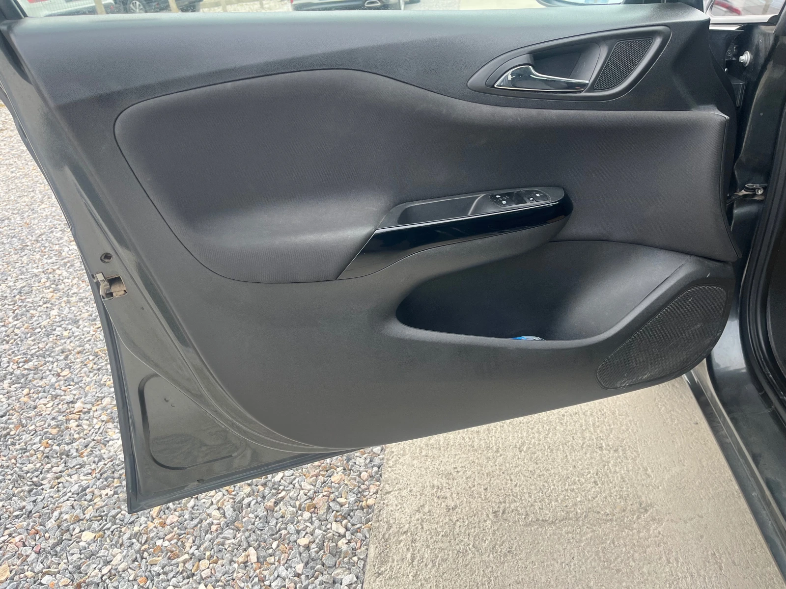 Opel Corsa 1.4i   | Mobile.bg   15