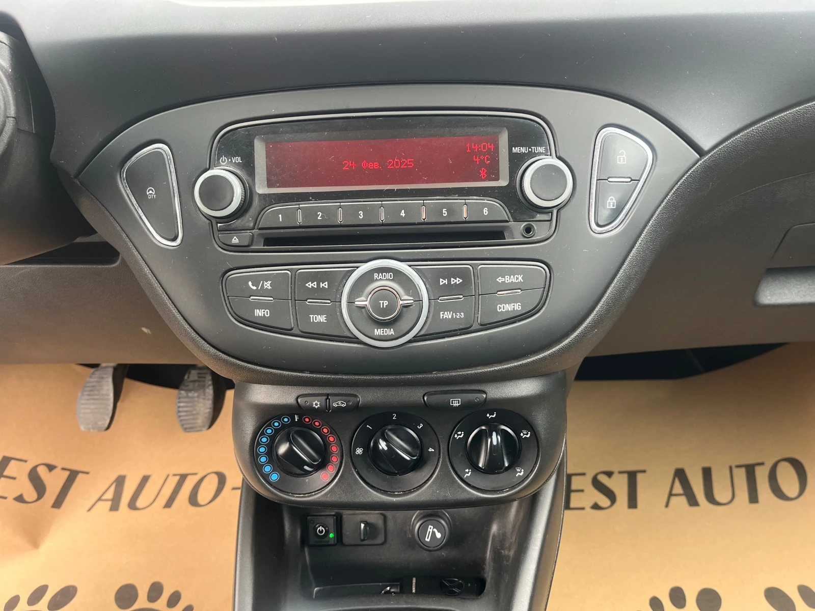 Opel Corsa 1.4i   | Mobile.bg   12