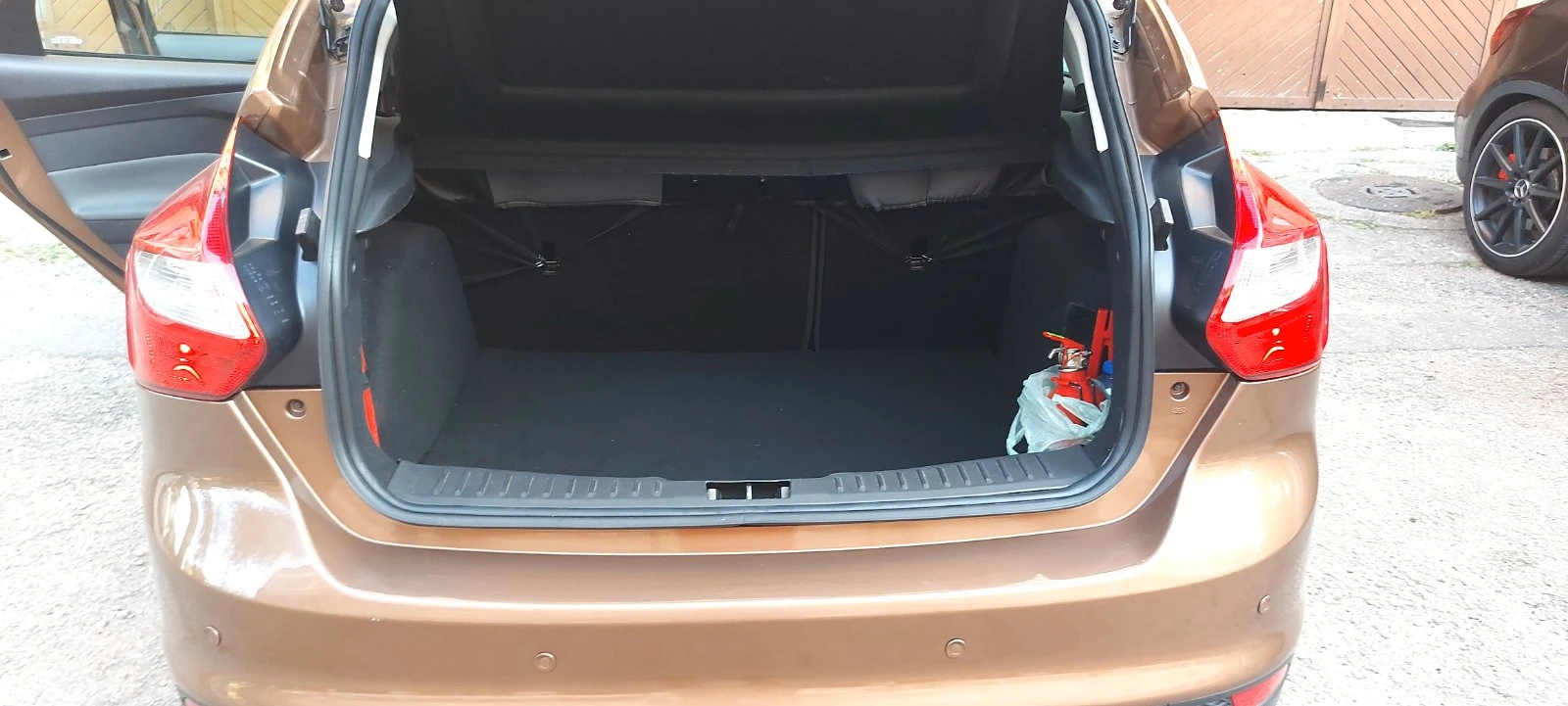 Ford Focus 1.0 EcoBoost - изображение 9
