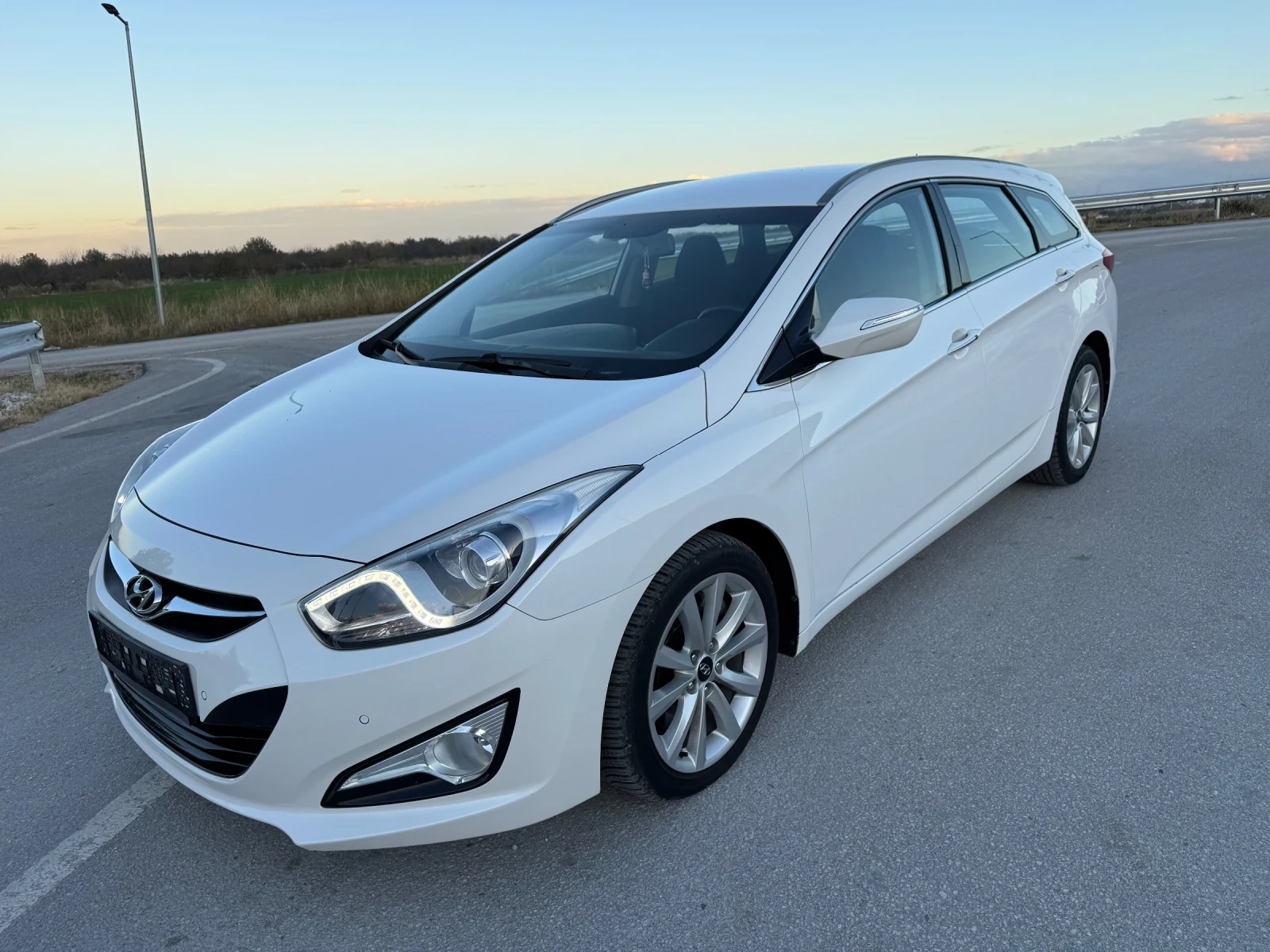 Hyundai I40 1.7crdi 117000км!!!!! АВТОМАТИК | Mobile.bg — изображение 1