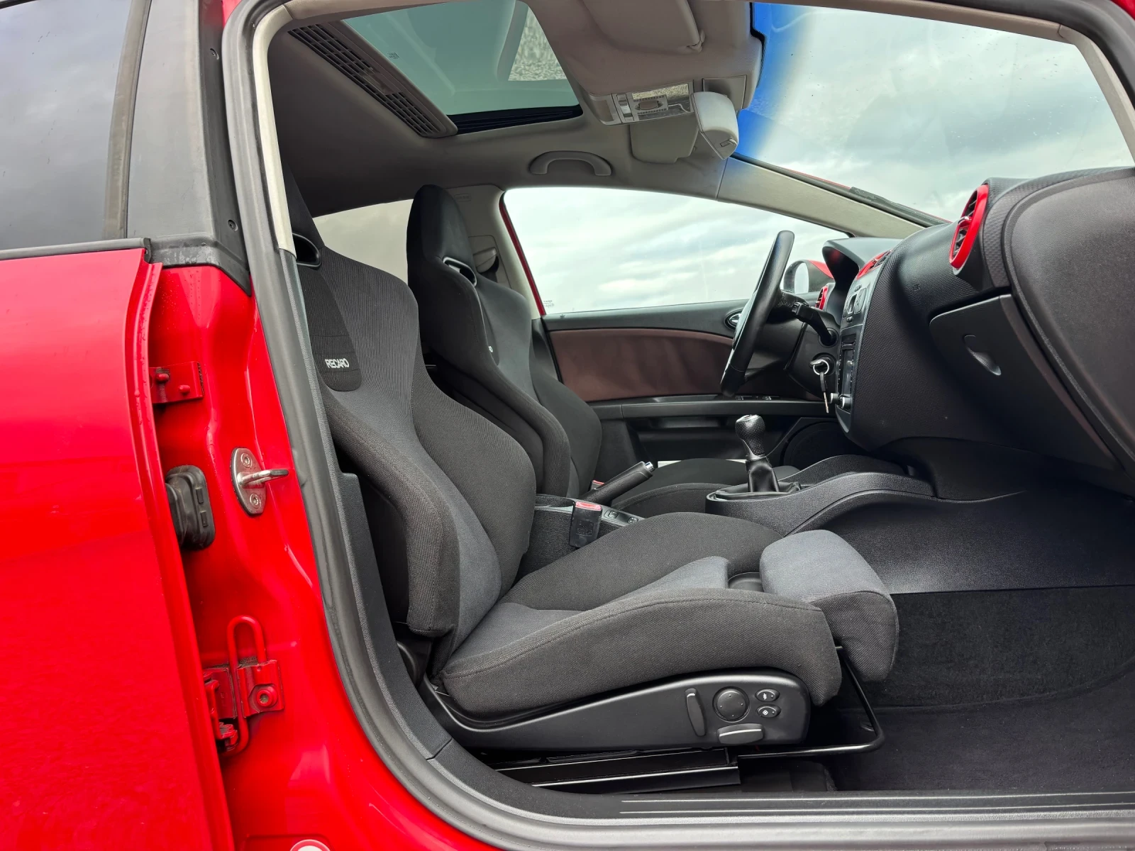 Seat Leon 2.0T-272, FR | Mobile.bg   10