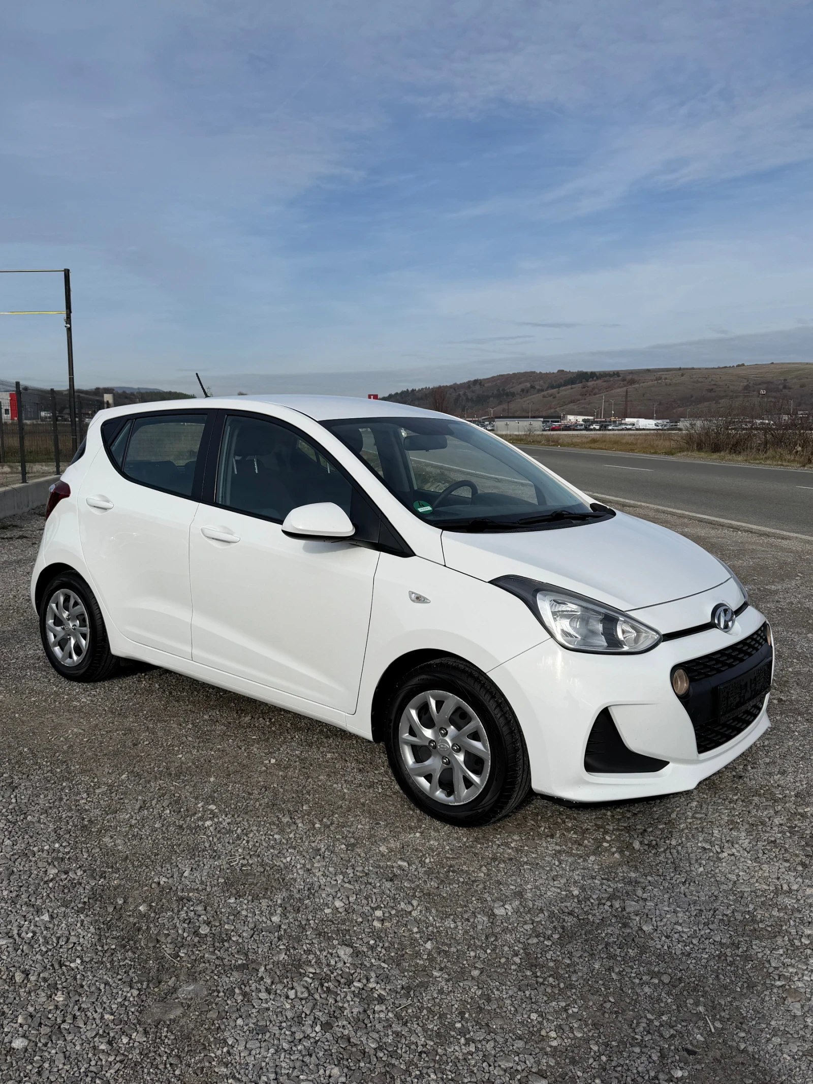 Hyundai I10 1.2i FACELIFT EURO 6 TUV COC SERVICE BOOK - изображение 4
