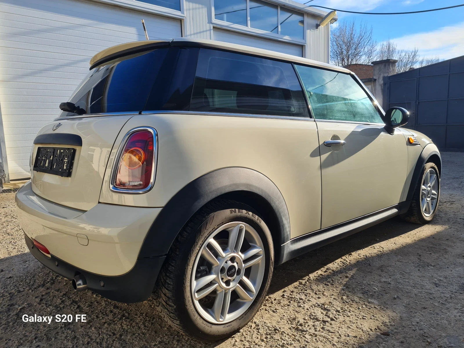 Mini Cooper 1.6I Панорама! Подгрев! Нов Внос! - изображение 5