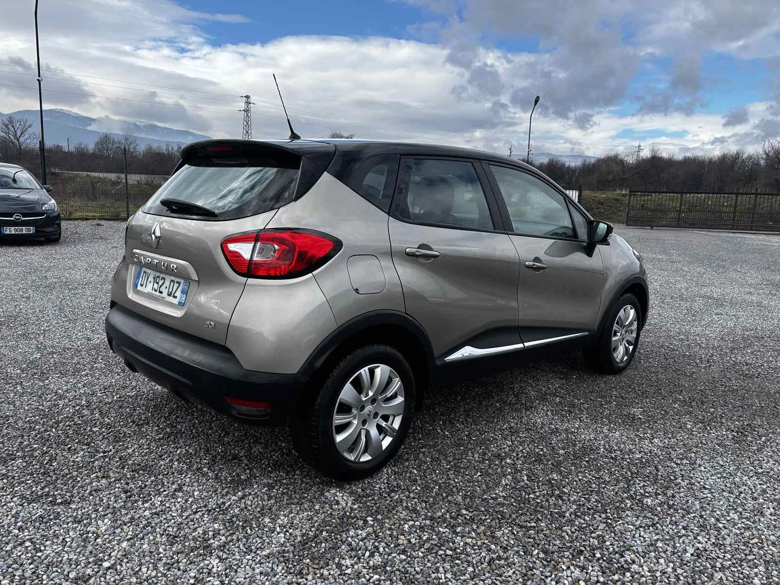 Renault Captur 1.5, Euro 6, Нов внос - изображение 5