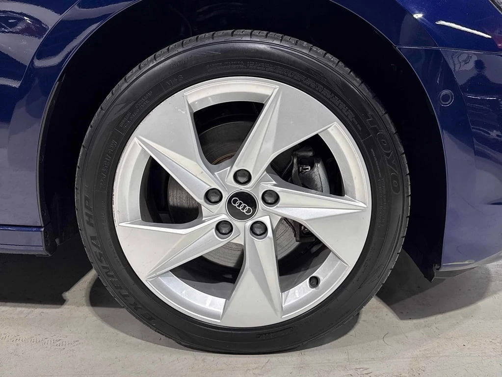 Audi A3 * Komfort * CARFAX * ПОДГРЕВИ * КАМЕРА - изображение 7