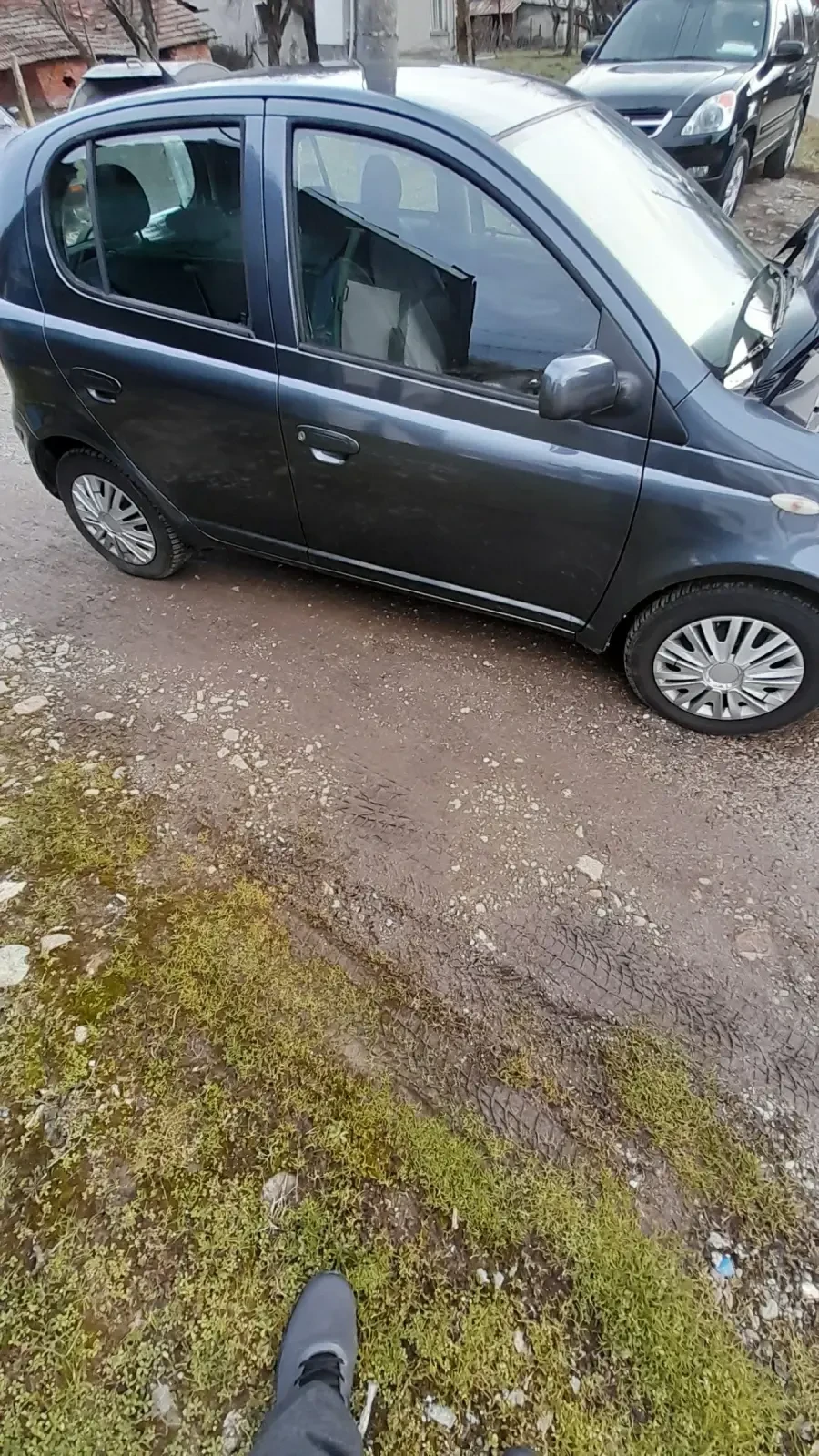 Toyota Yaris Yaris, снимка 2 - Автомобили и джипове - 53817144