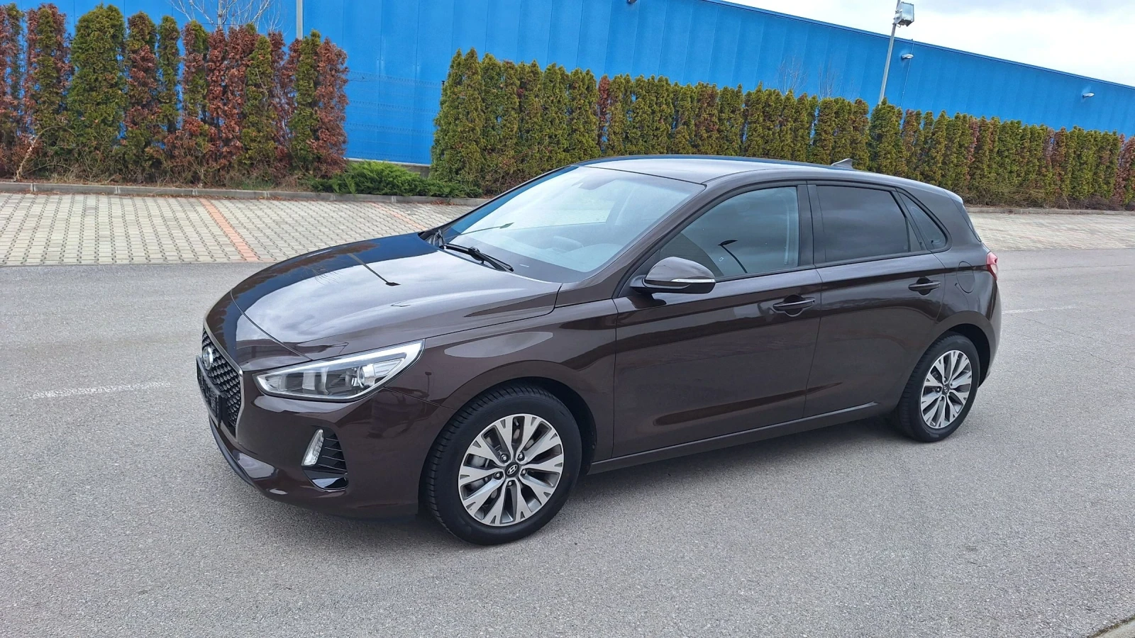 Hyundai I30 1.6-110кс.НАВИ-ПОДГРЕВ-LED-ПАРКТРОНИК