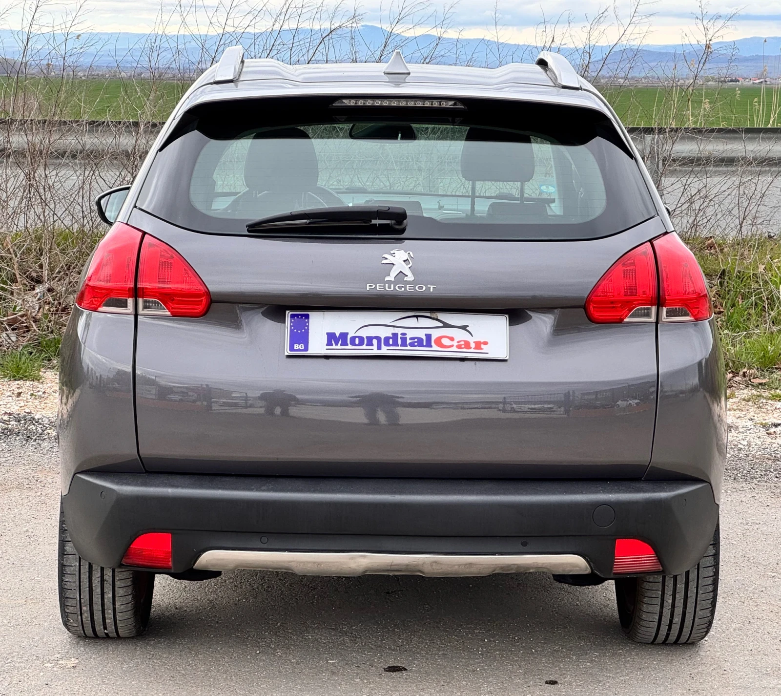 Peugeot 2008 1.6 BlueHDI Urban Cross, снимка 6 - Автомобили и джипове - 54031759