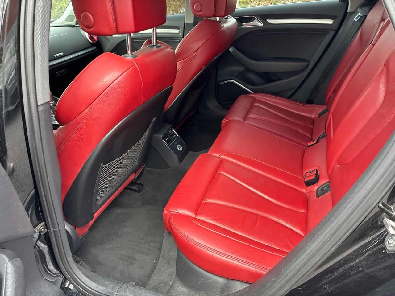 Audi S3 2.0T TECHNIK * ДИГИТАЛЕН КИЛОМЕТРАЖ* ПАНОРАМА* , снимка 12 - Автомобили и джипове - 54366969