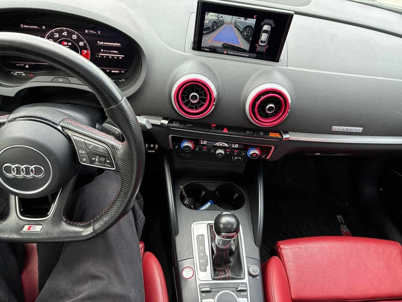 Audi S3 2.0T TECHNIK * ДИГИТАЛЕН КИЛОМЕТРАЖ* ПАНОРАМА* , снимка 9 - Автомобили и джипове - 54366969