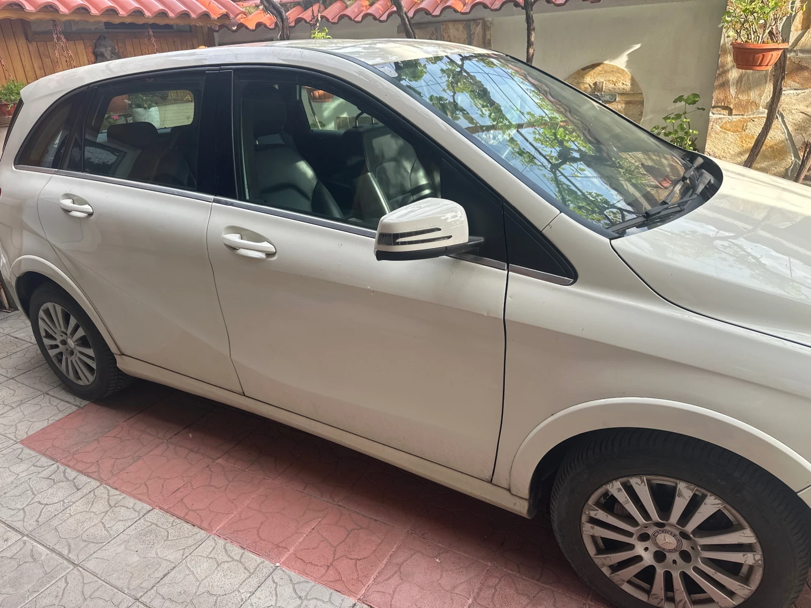 Mercedes-Benz B 200, снимка 2 - Автомобили и джипове - 54413927
