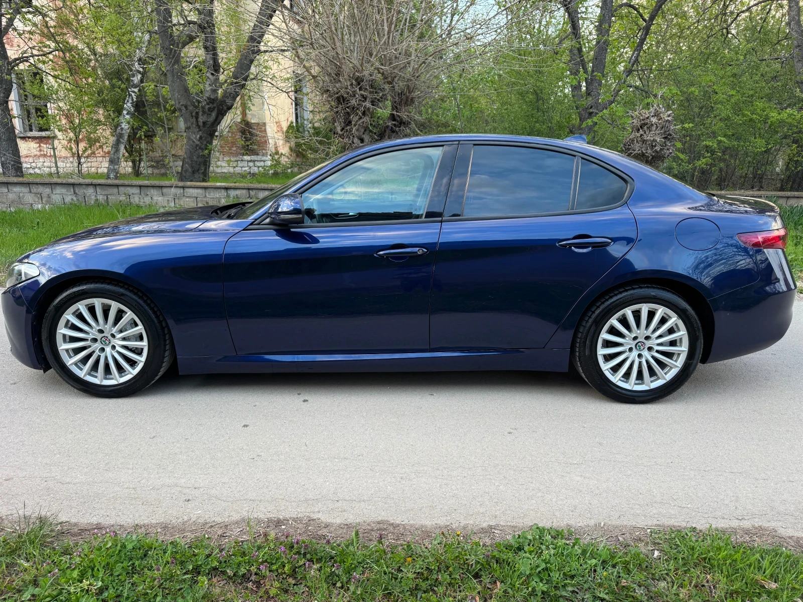 Alfa Romeo Giulia 2.2JTD:;150kc;:Navi;:Koja;:Avtopilot::47000KM;:, снимка 3 - Автомобили и джипове - 54415149