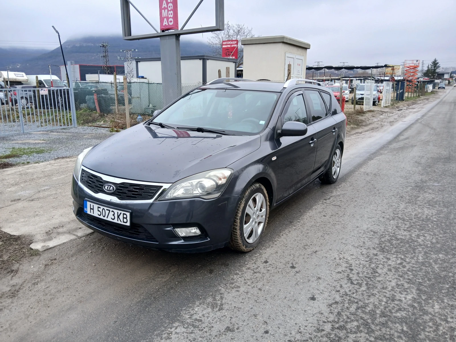 Kia Ceed, снимка 6 - Автомобили и джипове - 54569874