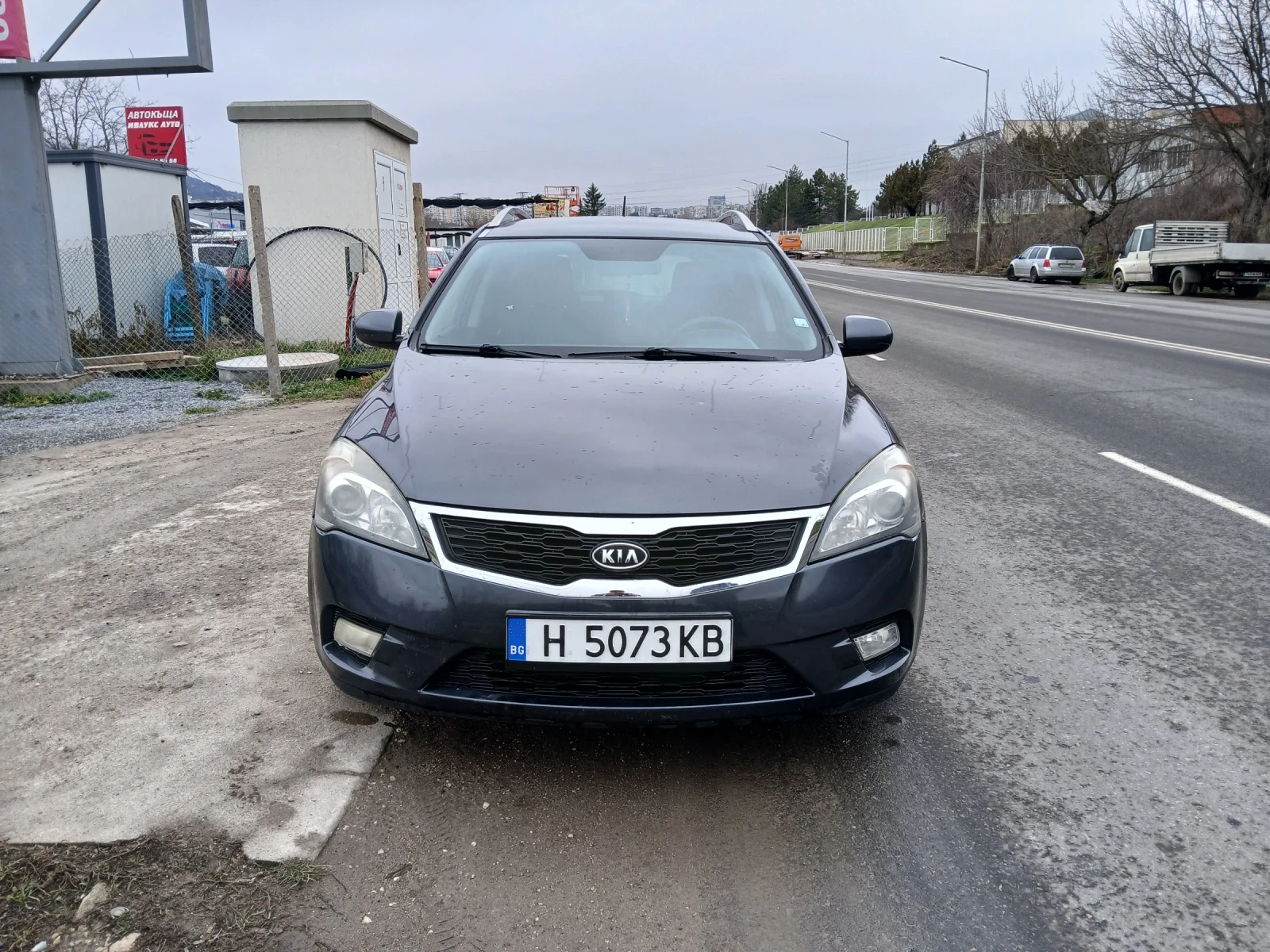 Kia Ceed, снимка 7 - Автомобили и джипове - 54569874