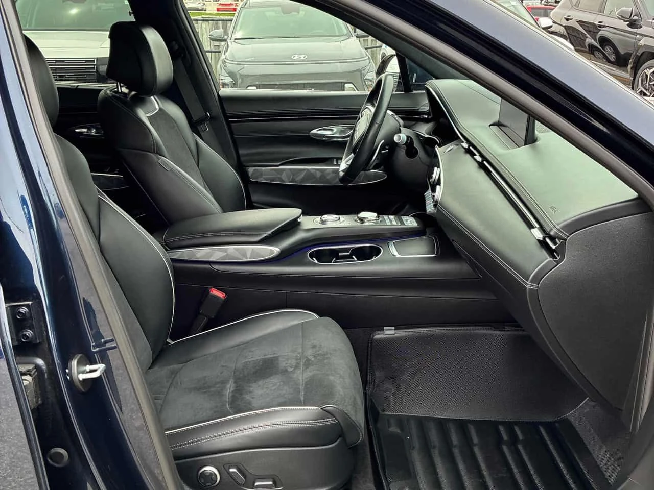 Genesis GV70 * 2.5T Prestige * �����* DISTRONIC* ���������*  | Mobile.bg � ����������� 11
