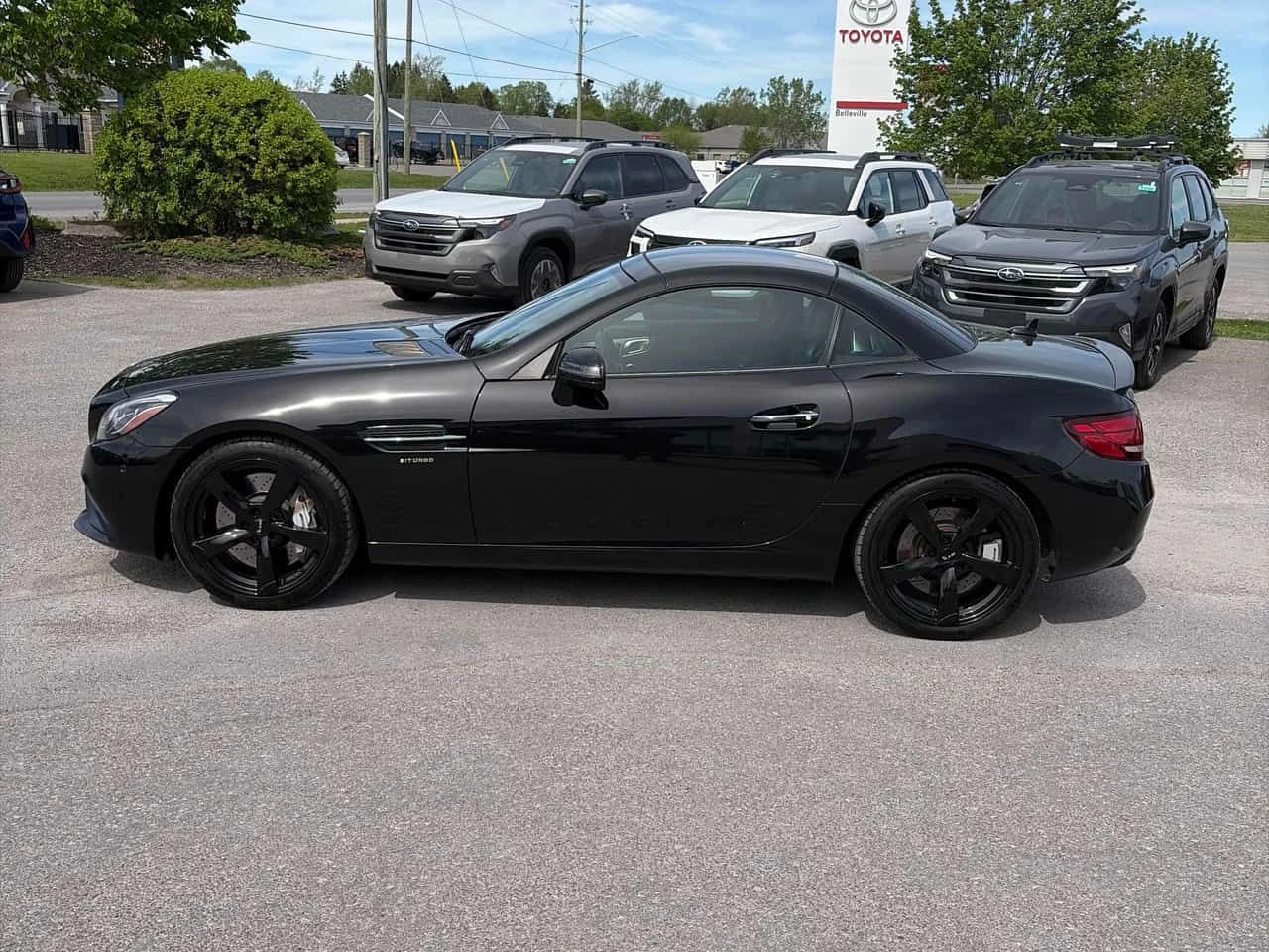 Mercedes-Benz SLC  AMG 43 * ГЛАВНО ПРЕДСТАВИТЕЛСТВО НА SUBARU* , снимка 3 - Автомобили и джипове - 54629884